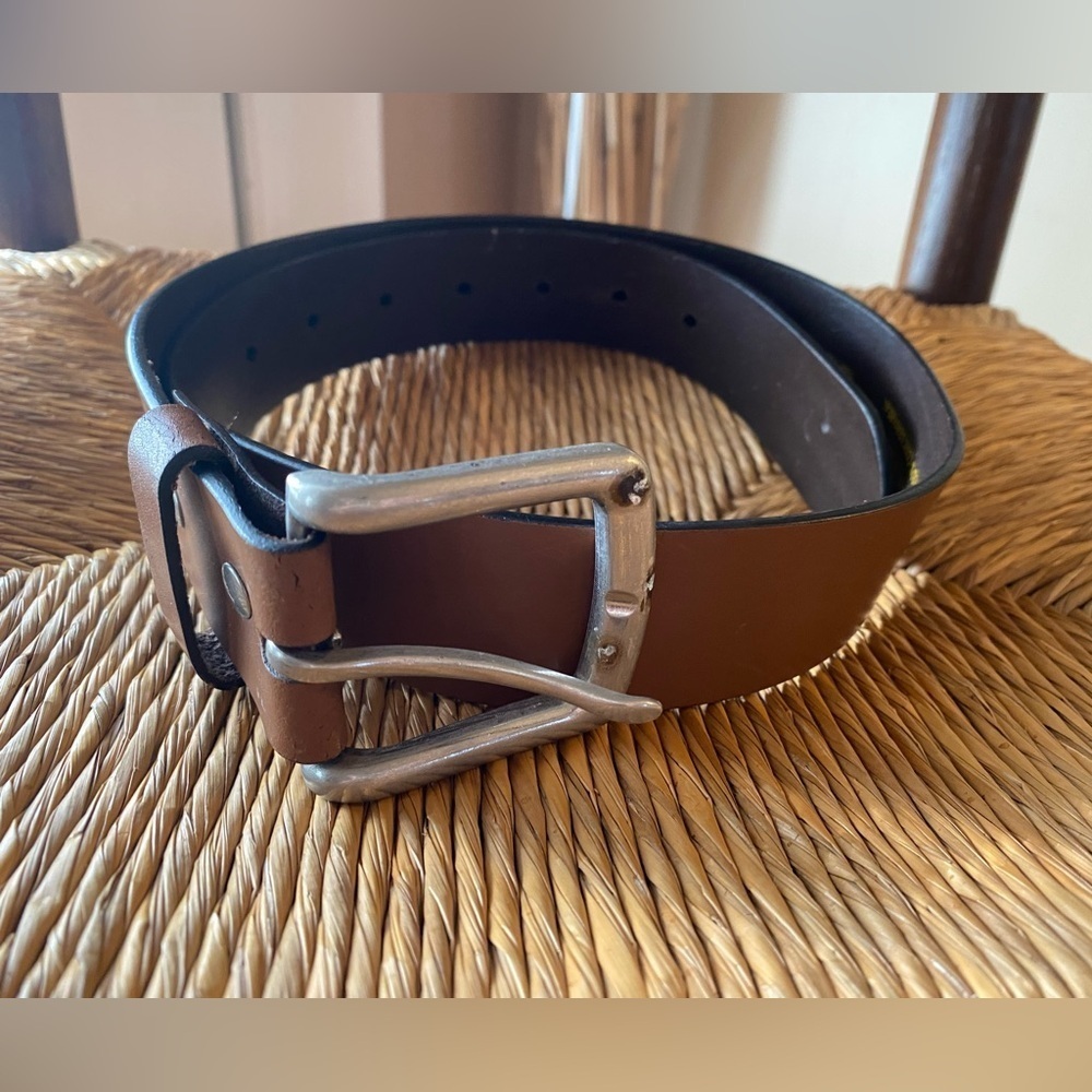 Men’s Superbilt Brown Leather Work Belt size small 30-34 silver buckle